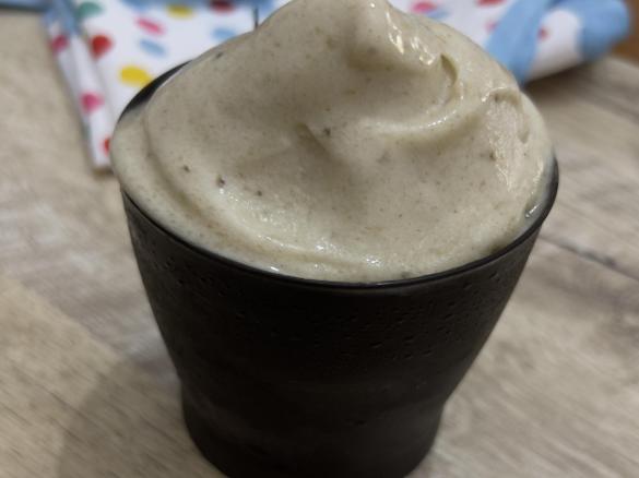 Coppette di gelato alla banana light