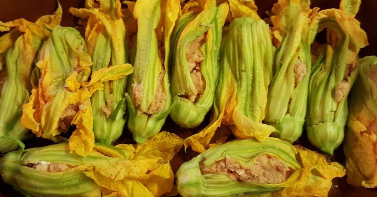 Fiori di zucca ripieni light è un ricetta creata dall ...