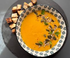 Vellutata porri, carote e lenticchie al profumo di basilico