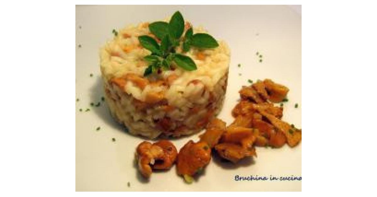 Risotto con funghi giallarelle o gallinacci "contest funghi" è un